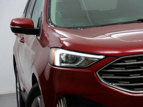 Used 2020 Ford Edge SEL w/ Convenience Package image 4
