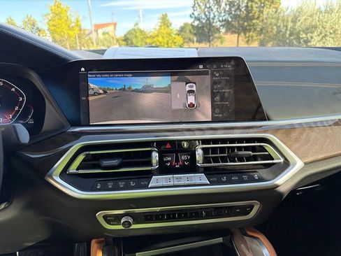 Used 2023 BMW X6 M50i w/ Executive Package AWD/4WD image 15