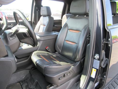 Certified 2024 GMC Sierra 2500 AT4 w/ AT4 Preferred Package AWD/4WD image 22