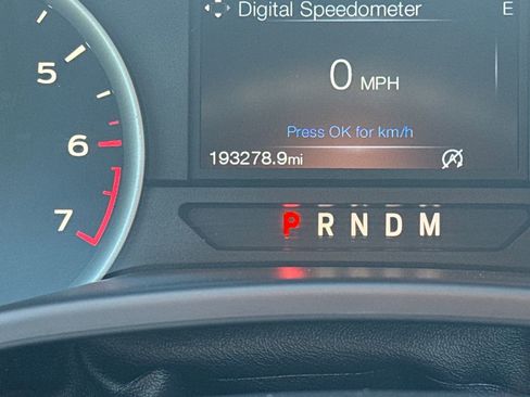 Used 2018 Ford F150 XLT w/ Equipment Group 302A Luxury image 7