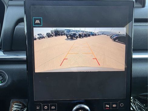 Used 2025 GMC Terrain Elevation w/ Black Edition image 4