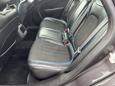 Used 2016 Chrysler 200 S FWD image 15