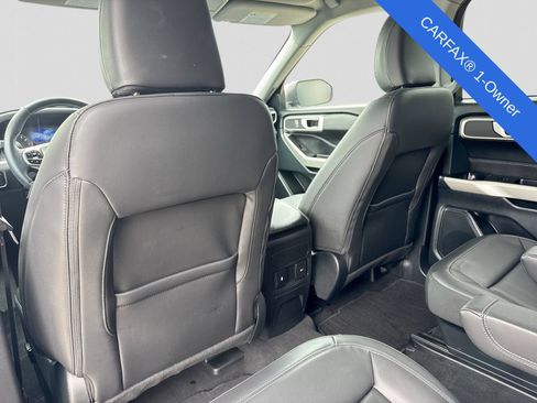 Used 2023 Ford Explorer XLT w/ Equipment Group 202A AWD/4WD image 21