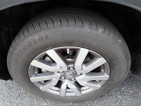 Used 2020 Honda Pilot EX image 10