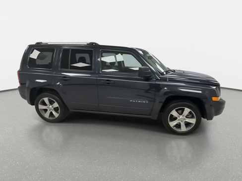 Used 2016 Jeep Patriot High Altitude FWD image 6