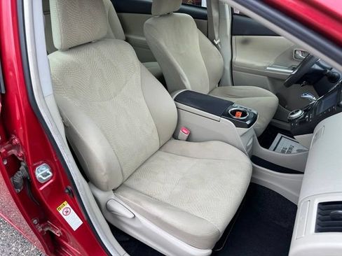 Used 2014 Toyota Prius V Three FWD image 10