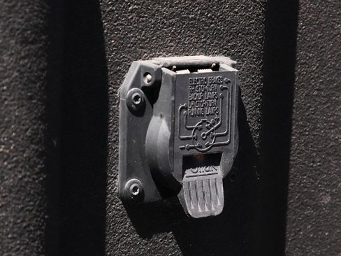 Used 2019 Chevrolet Silverado 2500 LTZ w/ Duramax Plus Package image 8