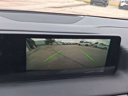 New 2027 Nissan Sentra SV FWD image 10