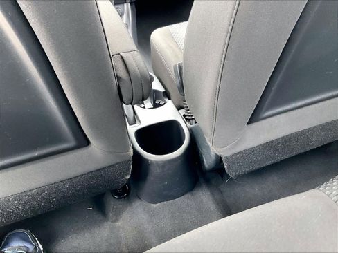 Used 2011 Hyundai Accent GS w/ Premium Pkg 3 image 28