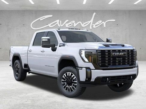New 2026 GMC Sierra 3500 Denali Ultimate image 7