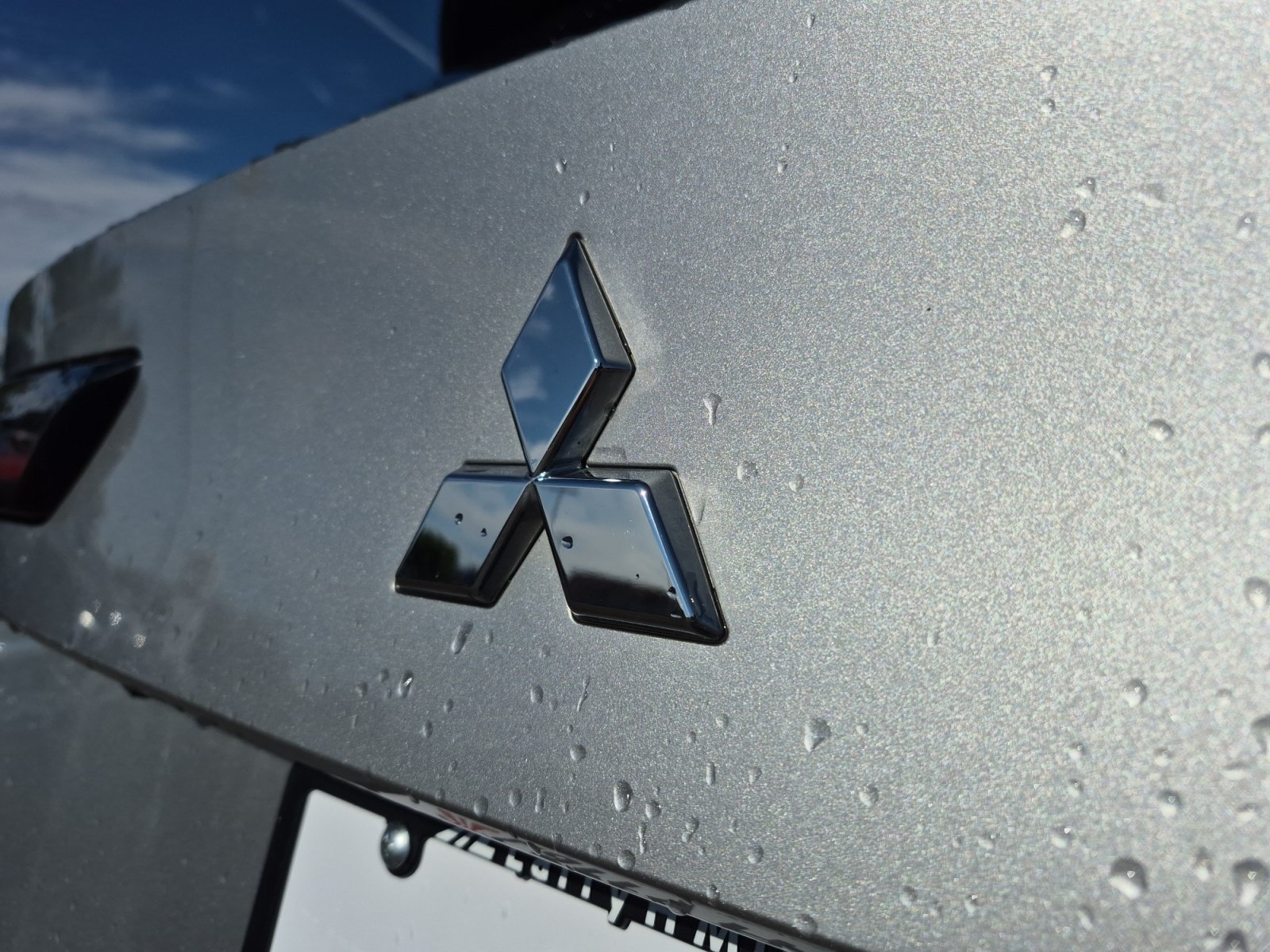 Used 2025 Mitsubishi Outlander SE AWD/4WD image 22