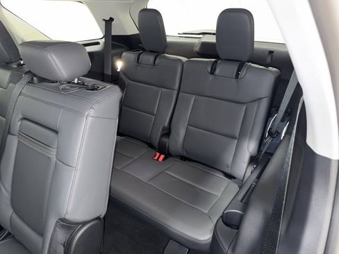 New 2026 Ford Explorer Active w/ Active Comfort Package image 34