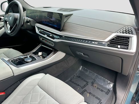 Certified 2024 BMW X5 sDrive40i w/ Climate Comfort Package RWD image 30