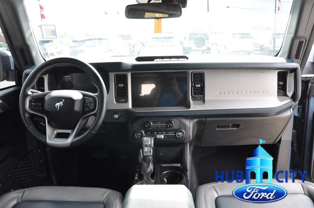 Used 2024 Ford Bronco Outer Banks AWD/4WD image 18