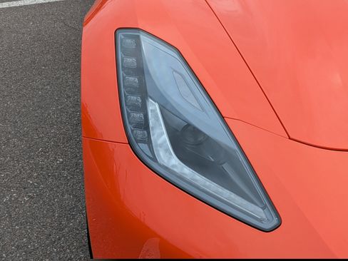 Used 2019 Chevrolet Corvette Stingray Coupe image 9