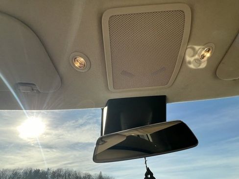 Used 2018 Tesla Model S 75D image 17