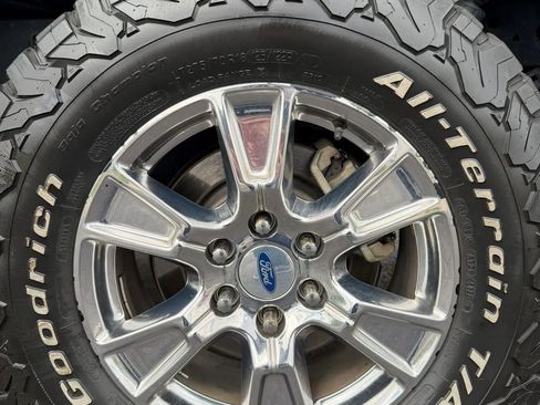 Used 2017 Ford F150 XLT w/ Equipment Group 302A Luxury AWD/4WD image 11
