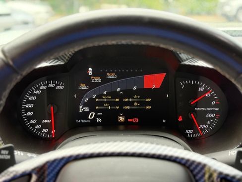 Used 2015 Chevrolet Corvette Stingray Coupe RWD image 35