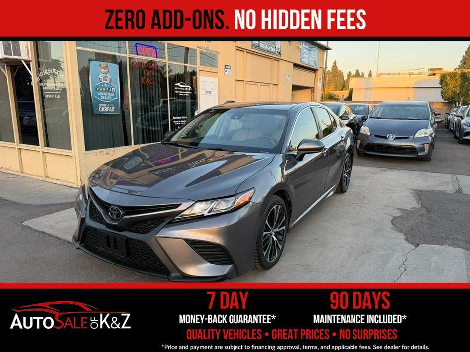 Used 2020 Toyota Camry SE FWD image 10
