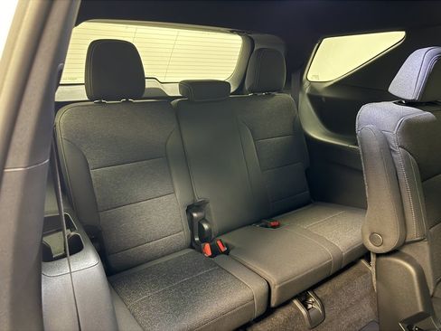 New 2026 Chevrolet Traverse LT w/ LPO, Floor Liner Package image 19