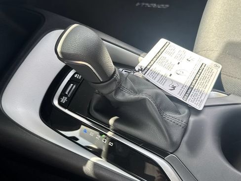 New 2026 Toyota Corolla SE FWD image 19