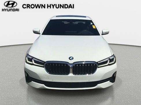 Used 2021 BMW 530i w/ Premium Package RWD image 2