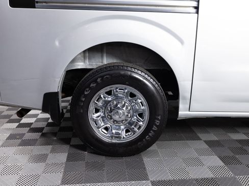 Used 2019 Nissan NV 3500 SV w/ Navigation Package image 37