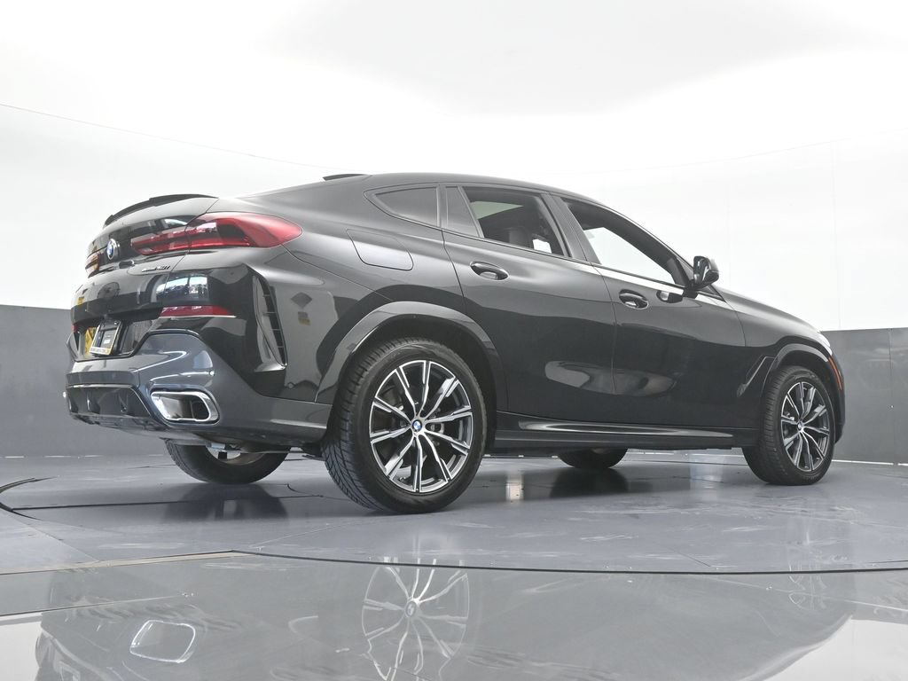 Used 2025 BMW X6 xDrive40i AWD/4WD image 70