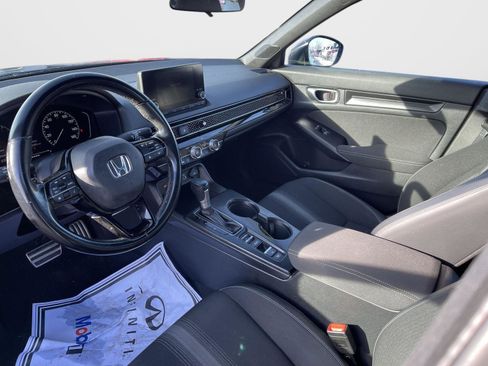 Used 2023 Honda Civic Sport image 4