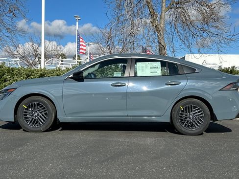 New 2026 Nissan Sentra SV w/ SV Convenience Package FWD image 7