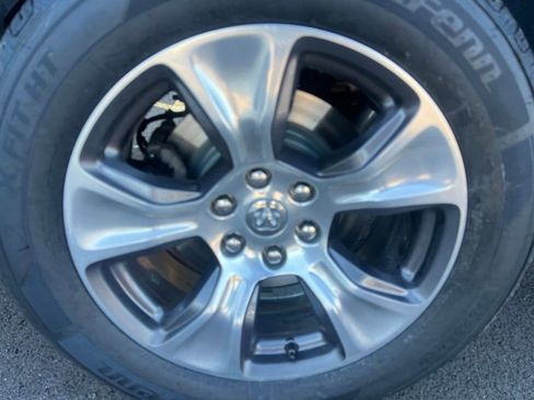 Used 2023 RAM 1500 Laramie AWD/4WD image 13