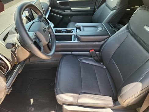 New 2026 Ford Expedition Max Platinum w/ Stealth Performance Package AWD/4WD image 9