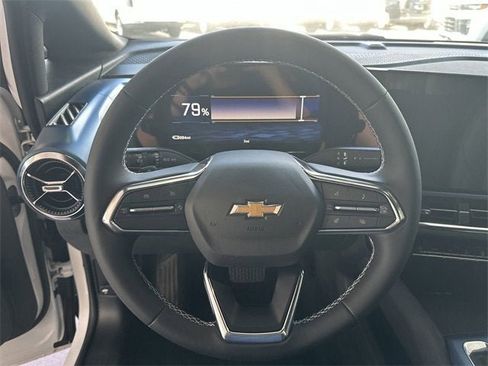 New 2026 Chevrolet Equinox EV LT image 33