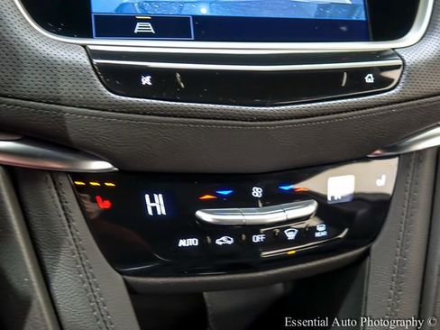 New 2026 Cadillac XT5 Luxury w/ LPO, Floor Liner Package image 14