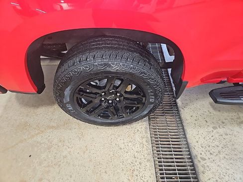 Used 2022 Chevrolet Silverado 1500 RST w/ RST All Star Premium Package image 11