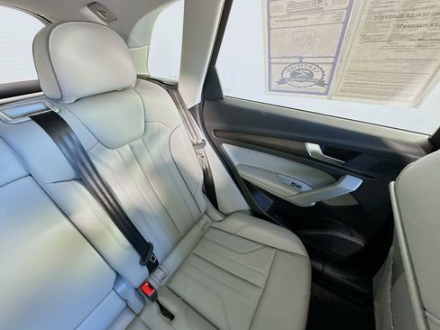 Used 2025 Audi Q5 2.0T Premium Plus w/ Premium Plus Package AWD/4WD image 14