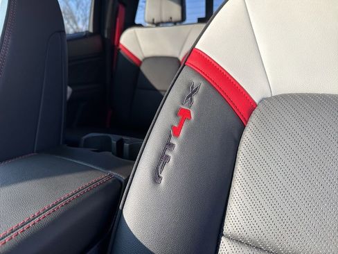 New 2026 GMC Canyon AT4X w/ LPO, Black Badging Package image 65