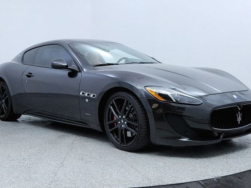 Used 2017 Maserati GranTurismo Sport image 7