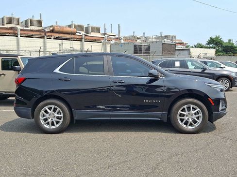 Used 2023 Chevrolet Equinox LT AWD/4WD image 8