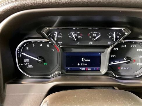Used 2021 GMC Sierra 1500 SLT w/ X31 Off-Road Package AWD/4WD image 13