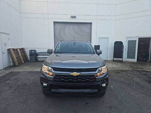 Used 2022 Chevrolet Colorado LT w/ LT Convenience Package image 3