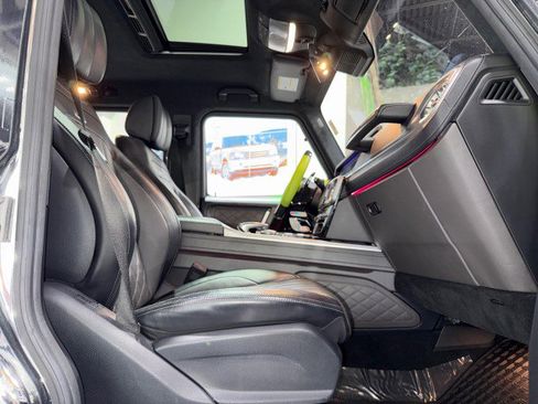 Used 2020 Mercedes-Benz G 63 AMG 4MATIC w/ Stronger Than Time Edition image 78