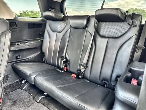 Used 2023 Hyundai Palisade SEL w/ Cargo Package FWD image 23