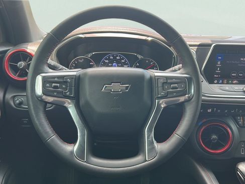 Used 2022 Chevrolet Blazer RS w/ Enhanced Convenience Package FWD image 10