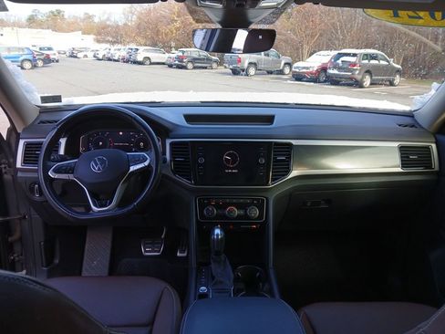 Used 2021 Volkswagen Atlas SEL R-Line image 19