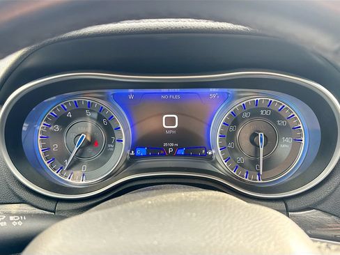 Used 2022 Chrysler 300 Touring w/ Sport Appearance Package RWD image 12