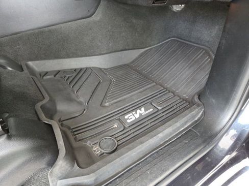 Used 2019 RAM 1500 Big Horn AWD/4WD image 14