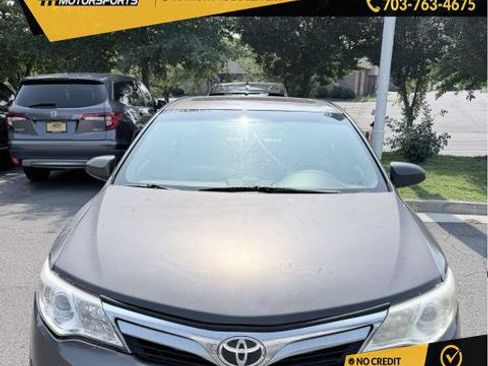 Used 2013 Toyota Camry XLE FWD image 1