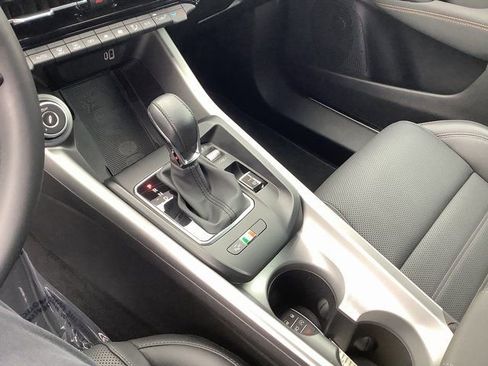 Used 2025 Alfa Romeo Tonale w/ Premium Package image 17