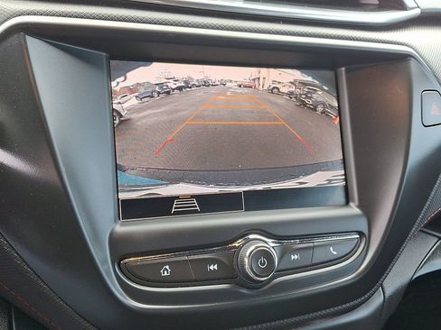 Used 2022 Chevrolet TrailBlazer RS image 16